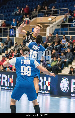 October 11, 2015: Lie Hansen #89 of Bregenz Basketball  in action during the European Handball Federation (EHF) Cup Men Qualification Round 2 game between  CSM Bucharest (ROU) vs Bregenz Handball (AUT) at Polyvalent Hall in Bucharest, Romania ROU.  Photo: Cronos/Catalin Soare Stock Photo