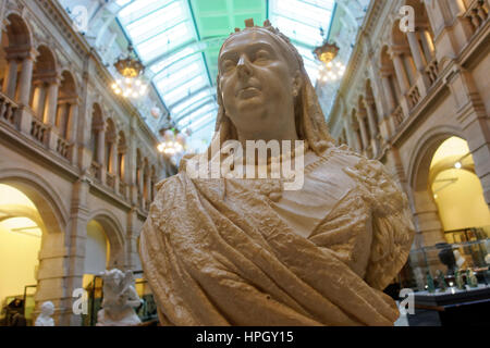 Kelvingrove Art Gallery and Museum Bust of Queen Victoria Stock Photo