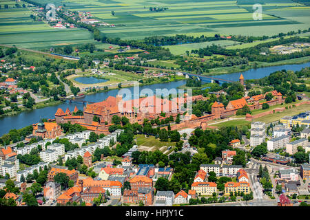 Malbork, Burganlage, Backsteingotik, Fluss Nogat, Stadt Marienburg, Sitz der Hochmeister des Deutschen Ordens, Deutschordensstaat, pomorskie, Polen Stock Photo