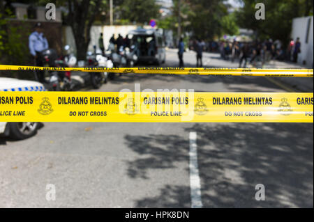 Kuala Lumpur, Malaysia. 23rd Feb, 2017. Malaysian police prepare police line in front of the North Korea Embassy on on February 23, 2017 in Kuala Lumpur, Malaysia. According to police there will be protest with local NGO name in KBS about against to North Korean government. Credit: Chris Jung/ZUMA Wire/Alamy Live News Stock Photo