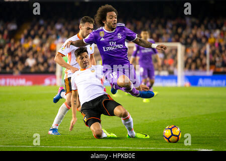 Valencia, Spain. 22nd Feb, 2017. Marcelo plays at the La Liga match between Valencia CF and Real Madrid at Mestalla on February 22, 2017 in Valencia, Spain. Credit: Christian Bertrand/Alamy Live News Stock Photo