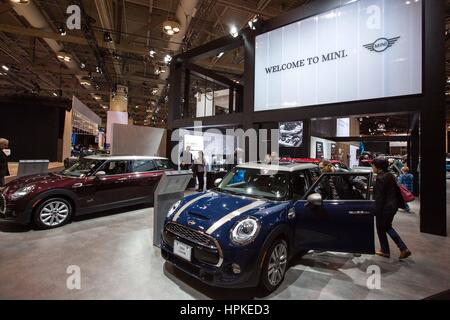 Toronto, Ontario, Canada. 22nd Feb, 2017. Mini Cooper cars on display during the Toronto International Auto show in Toronto, Ont., on Feb. 22, 2017. Credit: Lars Hagberg/ZUMA Wire/Alamy Live News Stock Photo
