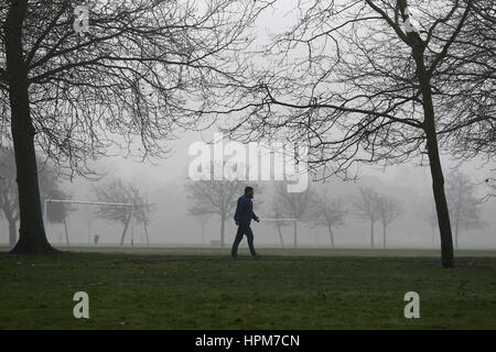 Fog and Ice affected traffic in Canvey Island, Essex and along the A13 into London. Also people going about their day in heavy fog in Victoria Park, Hackney  Featuring: Atmosphere, Weather Photos Where: London, United Kingdom When: 23 Jan 2017 Credit: WEN Stock Photo