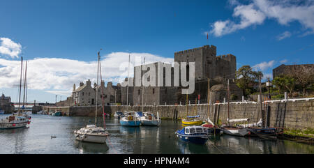 Castle Rushen & middle harbour, Castletown, Isle of Man. Stock Photo