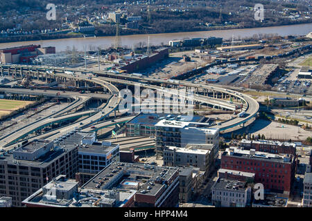 A view of the highways from the Carew tower observation deck in downtown Cincinnati Stock Photo