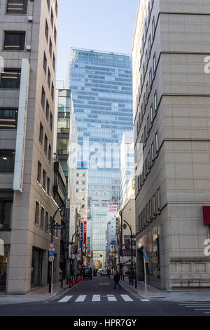 Nihonbashi Dori Tokyo 日本語 日本橋より三越呉服店を望むenglish Nihonbashi Dori Tokyo Stock Photo Alamy