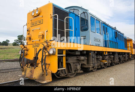 Dunedin, Otago, New Zealand. Locomotive DJ3107 of the Taieri Gorge Railway at Pukerangi Station. Stock Photo