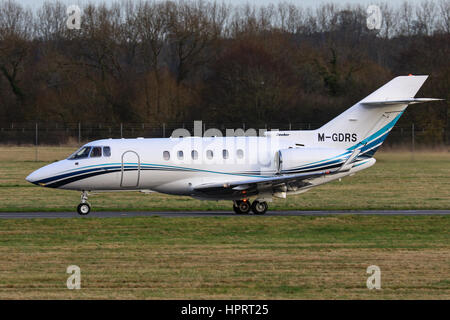 Hawker Beechcraft 800XP M-GDRS taxiing for take-off at Southampton Airport Stock Photo