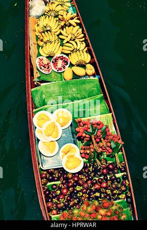 Traditional floating market in Damnoen Saduak near Bangkok Stock Photo