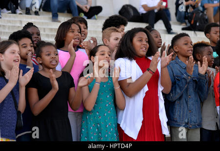 Washington, USA. 24th Feb, 2017. Students of Watkins Elementary School participate in the 13th annual reading of Martin Luther King's 'I Have a Dream' speech event at Lincoln Memorial in Washington, DC, capital of the United States, on Feb. 24, 2017 to commemorate the civil rights leader. Credit: Bao Dandan/Xinhua/Alamy Live News Stock Photo