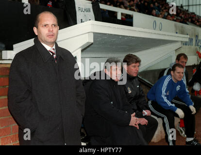 RAY WILKINS KEVIN KEEGAN FULHAM MANAGEMENT TEAM 08 January 1998 Stock Photo