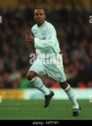 ROD WALLACE LEEDS UNITED FC 13 January 1998 Stock Photo