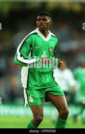 NWANKWO KANU NIGERIA & INTER MILAN 24 April 1998 Stock Photo