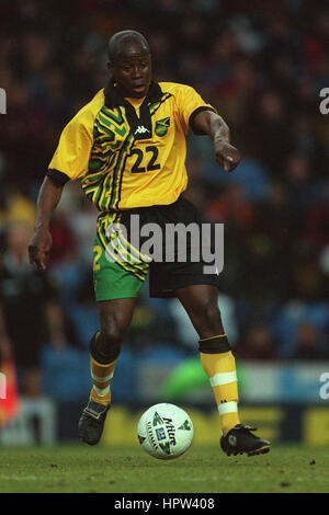 PAUL HALL JAMAICA & PORTSMOUTH FC 07 May 1998 Stock Photo