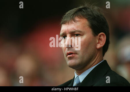 BRYAN ROBSON MIDDLESBROUGH MANAGER 01 August 1998 Stock Photo