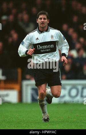 PAUL BRACEWELL FULHAM FC 28 December 1998 Stock Photo