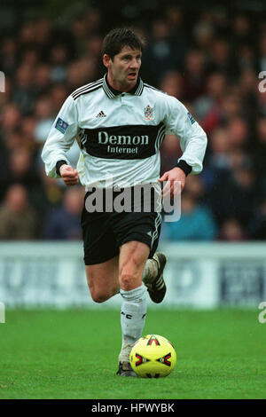 PAUL BRACEWELL FULHAM FC 28 December 1998 Stock Photo