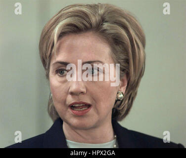 First Lady Hillary Clinton at her 'Listening Tour' at Westchester Community College in Valhalla, NY on July 13, 1999. Stock Photo