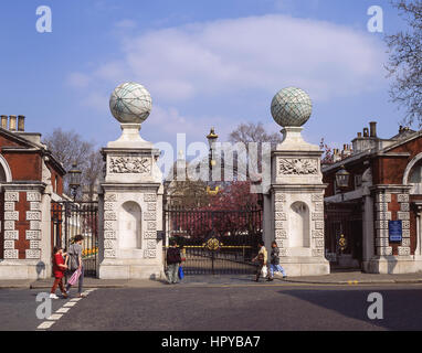 Entrance gate to The Old Royal Naval College, Greenwich, London Borough of Greenwich, Greater London, England, United Kingdom Stock Photo