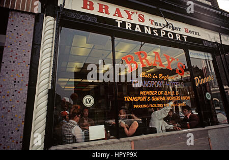 BRAY'S TRANSPORT CAFE, ISLINGTON, LONDON 1972 Stock Photo