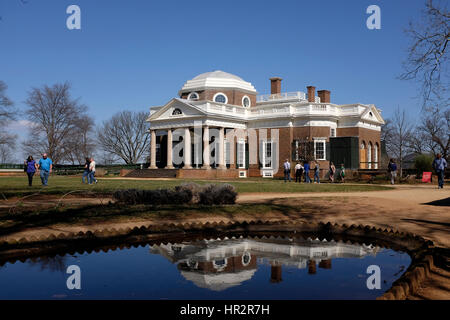 Tourists strolling the grounds of Monticello, the home of Thomas Jefferson, Charlottesville, Virginia Stock Photo