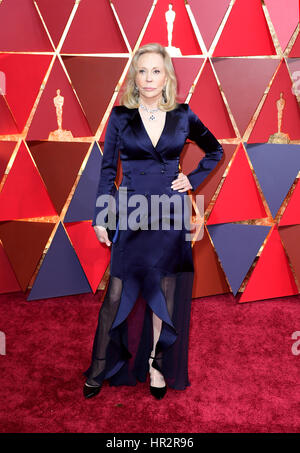 Faye Dunaway arrives for the 89th Academy Awards (Oscars) ceremony at