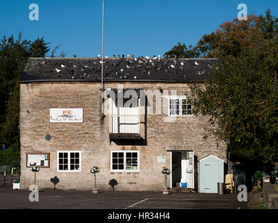 Kennet and Avon Canal Trust building, boat trips, museum, shop, cafe and tea rooms, formed in 1951 Stock Photo