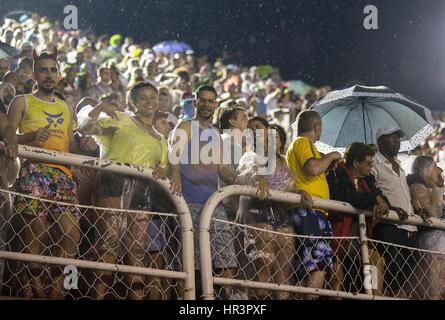 Rio De Janeiro, Brazil. 27th Feb, 2017. Audience in the tribune watch the parades of the Carnival at the Sambadrome in Rio de Janeiro, Brazil, on Feb. 27, 2017. Special groups' Samba Schools of the Rio Carnaval 2017 started their parade here on Sunday. Credit: Li Ming/Xinhua/Alamy Live News Stock Photo