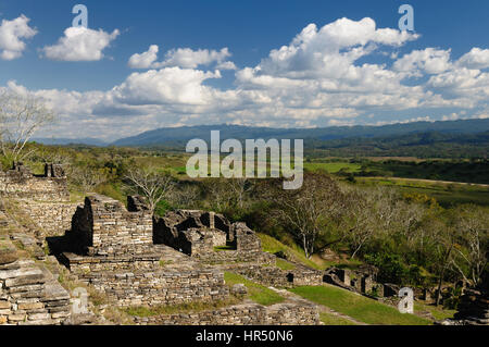 Mexico, The towering ceremonial core of Tonina. near Ocosingo comprises one of the Maya worlds imposing temple complex. The picture presents general v Stock Photo