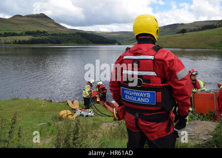 Highways Agency Helping The Fire Service Pump Water At Exercise Triton II Stock Photo