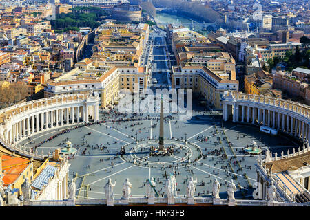 High View over St Peters square, Piazza di San Pietro, Vatican City, Rome, Italy Stock Photo