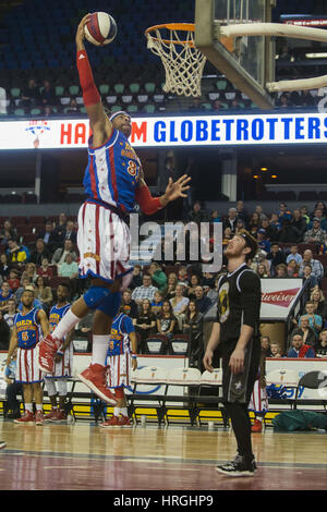 March 1, 2017 - Calgary, Alberta, Canada - Hammer Harrison of The Harlem Globe Trotters goes for a basket during a game in Calgary. (Credit Image: © Baden Roth via ZUMA Wire) Stock Photo