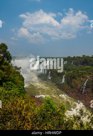 View of the Devil's Throat, part of the Iguazu Falls, UNESCO, Foz do Iguacu, State of Parana, Brazil
