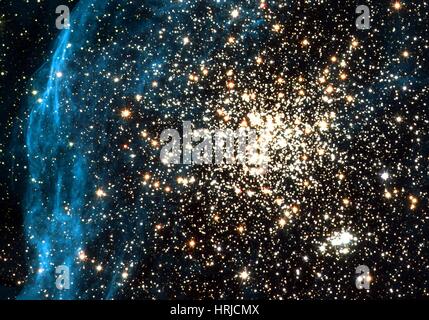 Stellar Cluster, NGC 1850, LMC Stock Photo - Alamy