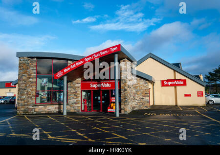 Frontage of SuperValu shop store in Dungloe, County Donegal, Ireland Stock Photo