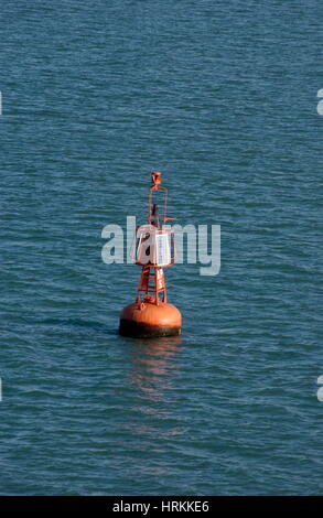 AJAXNETPHOTO. DECEMBER 2009. DUNKERQUE, FRANCE. - CHANNEL MARKER - PORT HAND BUOY IN FAIRWAY ENTRANCE TO FERRY AND CONTAINER PORT. PHOTO:JONATHAN EASTLAND/AJAX REF:D1X92212 3101 Stock Photo