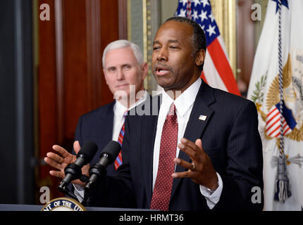Washington DC, USA. 2nd March, 2017. Dr. Ben Carson speaks after being sworn in to be Secretary of Housing and Urban Development by US Vice President Mike Pence on March 2, 2017 in Washington, DC. Credit: Olivier Douliery/Pool via CNP /MediaPunch/Alamy Live News Stock Photo