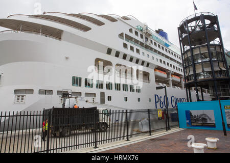 Sydney, Australia. Friday 3rd March 2017. P&O Cruise ship MV Aurora in Circular Quay before leaving Sydney later today. Stock Photo