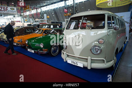 Stuttgart, Germany. 02nd Mar, 2017. Vintage cars at a classic cars trade show in Stuttgart, Germany, 02 March 2017. Around 1550 exhibitors are displaying their most beautiful classic cars between the 02.03.17 and the 05.03.17. Photo: Lino Mirgeler/dpa/Alamy Live News Stock Photo