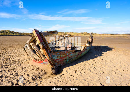 An old decaying wreck at Crow Point in the River Taw Estuary, Braunton, Devon, England. Stock Photo