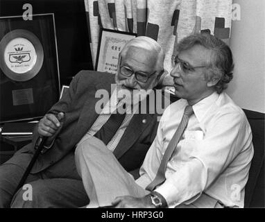 Albert Sabin and Robert Gallo, 1985 Stock Photo