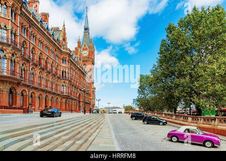 LONDON - AUGUST 22: This is the exterior of St Pancras railway station where people come to travel with the eurostar to other parts of europe on augus Stock Photo