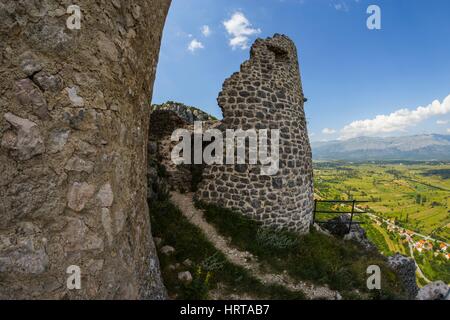 Prozor ruined ruin derelict medieval stone tower near Vrlika in Croatia Stock Photo