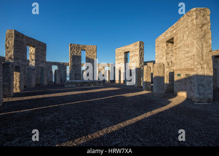 Stonehenge Memorial at Maryhill, Washington, overlooking the Columbia River. Stock Photo