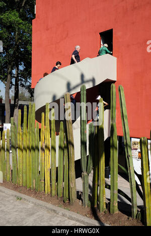 Exterior of the House Studio Museum of Diego Rivera and Frida Kahlo, Colonia San Angel Inn, Alvaro Obregon, Mexico DF. Stock Photo