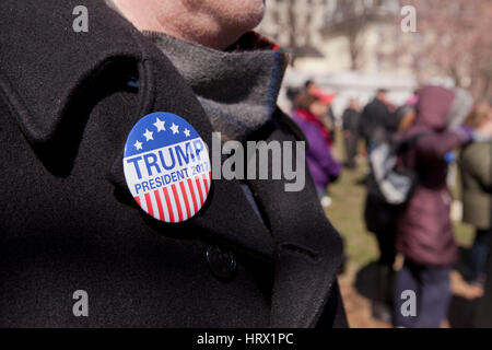 Washington, DC, USA. March 04, 2017. The 'Spirit of America' rally draws a small crowd in front of the White House to voice their support of president Donald Trump. Credit: B Christopher/Alamy Live News Stock Photo
