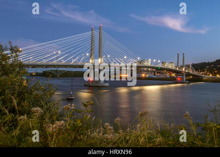 Tilikum Crossing Bridge, Portland, Oregon Stock Photo