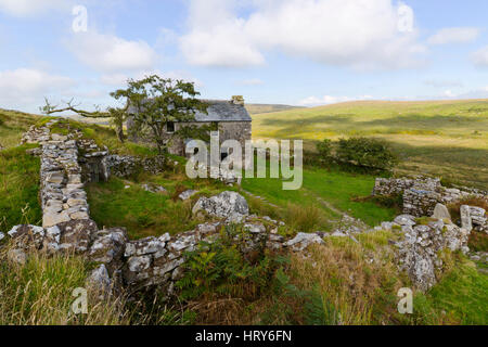 Deserted Garrow Farm deep into Bodmin Moor Stock Photo