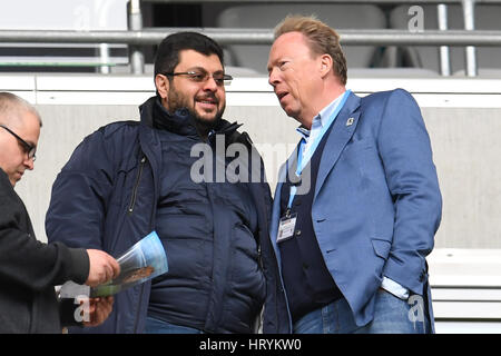 Munich's President Peter Cassalette (r) and investor Hasan Ismaik from Jordan, photographed during the German Bundesliga seconds match between TSV 1860 Munich and FC St. Pauli in the Allianz Arena in Munich, Germany, 04 March 2017. Photo: Tobias Hase/dpa Stock Photo