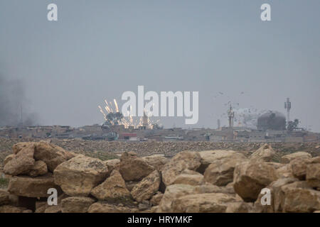 Mosul, Nineveh, Iraq. 1st Mar, 2017. A series of coalition airstrikes hit ISIS positions in the Wadi Hajjar neighborhood of western Mosul, March 1, 2017. Credit: Nish Nalbandian/ZUMA Wire/Alamy Live News Stock Photo